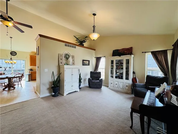 $379,000 | 1160 Andrew Drive, Maryville, MO 64468