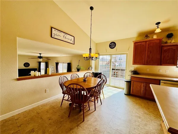 $379,000 | 1160 Andrew Drive, Maryville, MO 64468