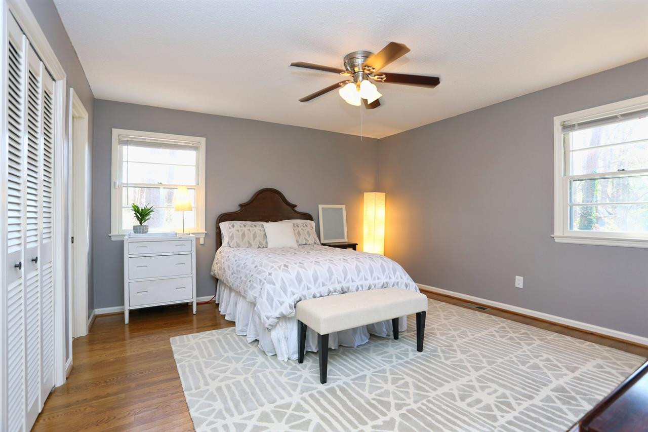 5304 Applegate Court Raleigh, NC 27609 - Photo 15 of 25 Photo 15
