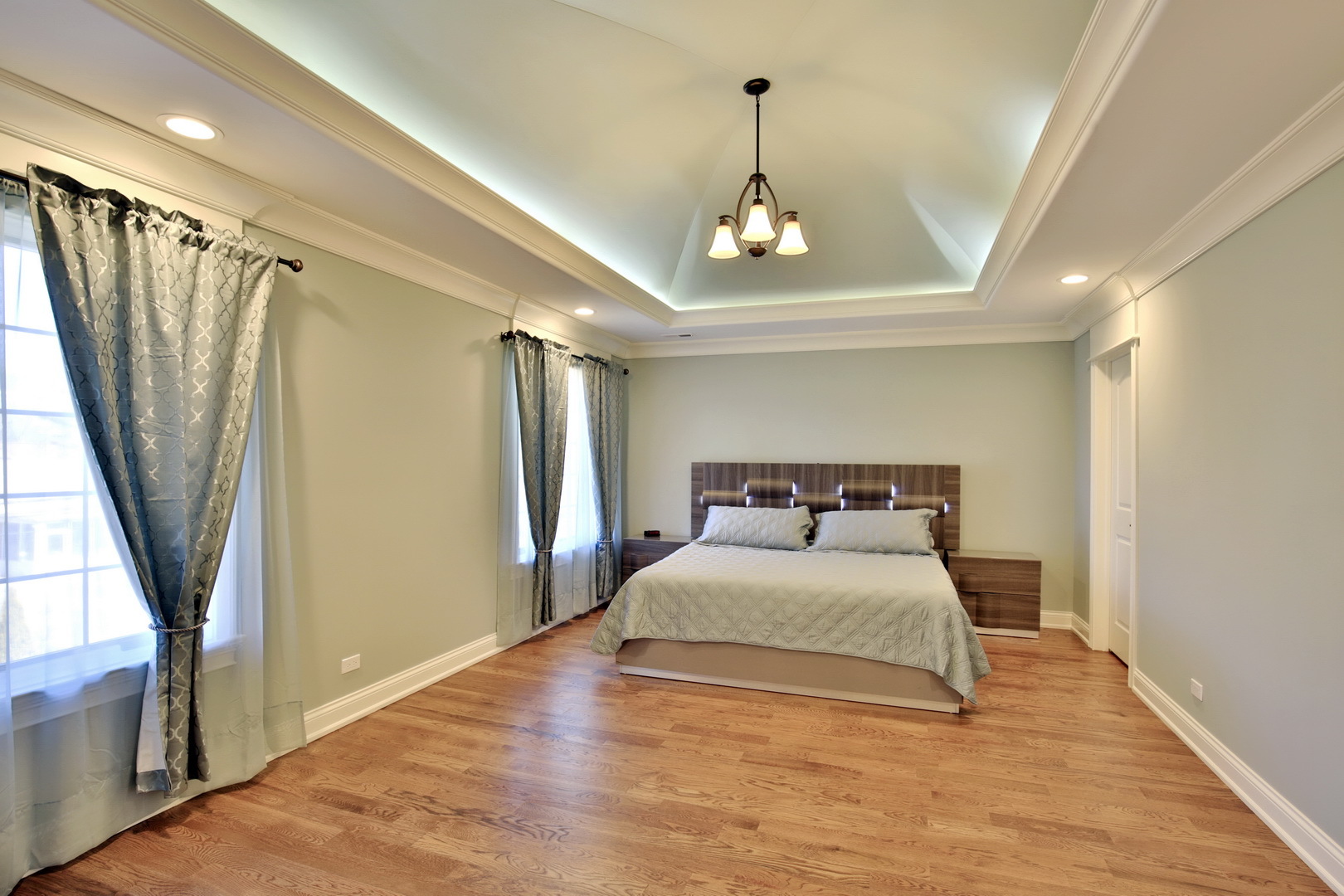 2012 Central Road Glenview, IL 60025 - Photo 17 of 52