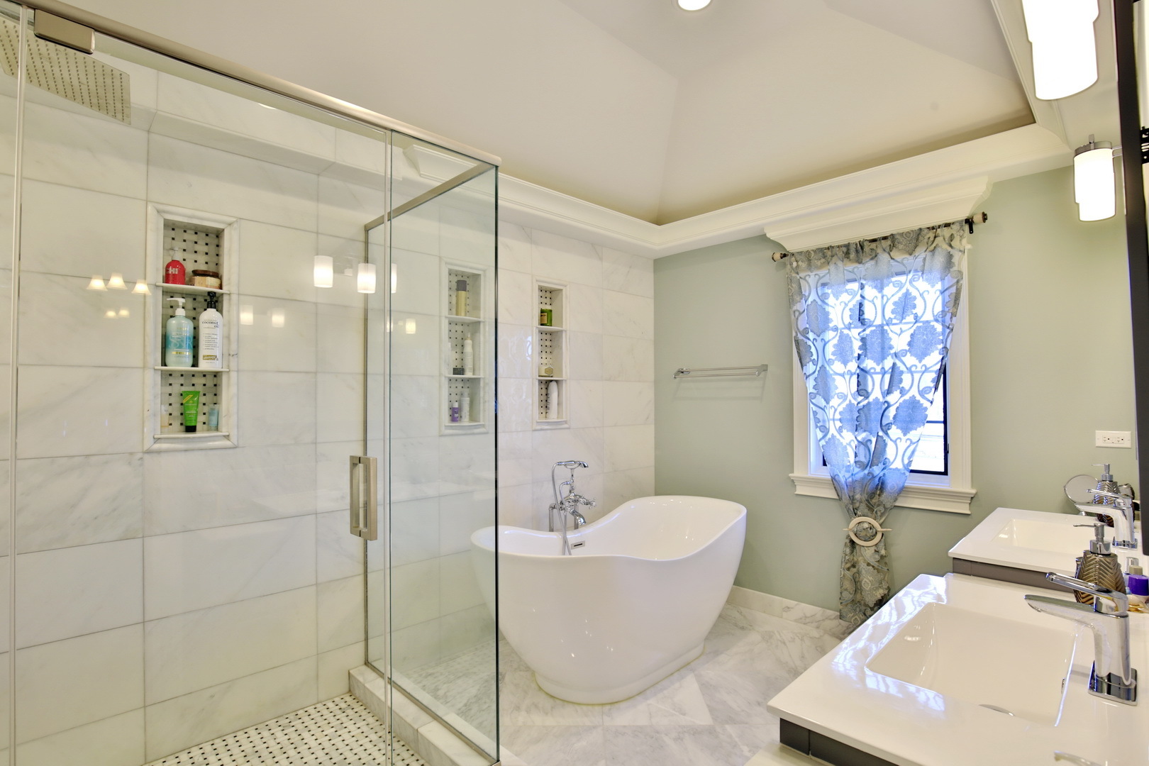 2012 Central Road Glenview, IL 60025 - Photo 19 of 52