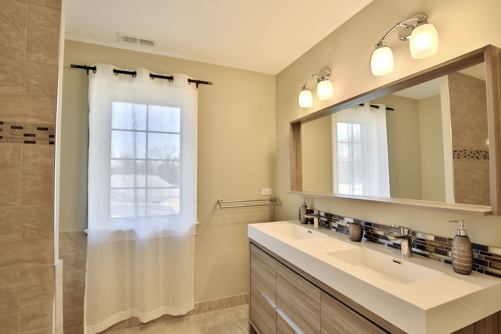 2012 Central Road Glenview, IL 60025 - Photo 27 of 52