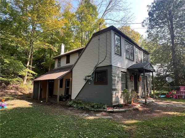 $95,999 | 26 1/2 West Center Street, Cortlandville, NY 13101