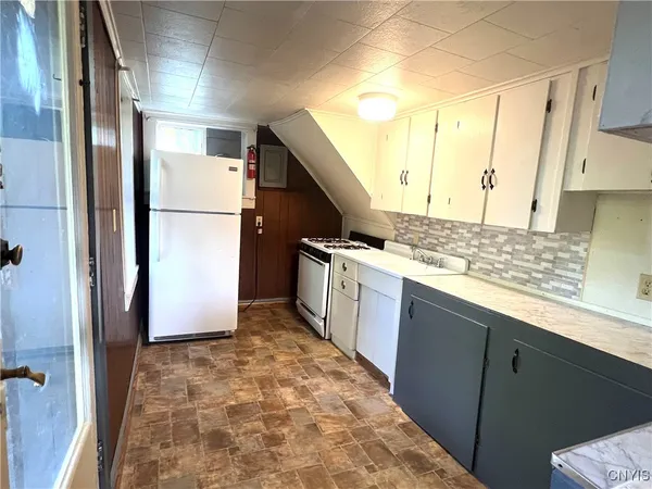 $95,999 | 26 1/2 West Center Street, Cortlandville, NY 13101