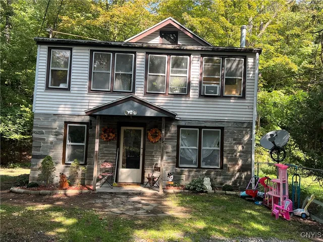 $95,999 | 26 1/2 West Center Street, Cortlandville, NY 13101