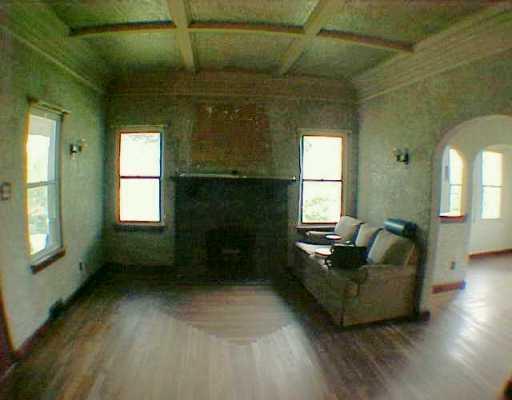 649 Rose Street Apollo, PA 15613 - Photo 4 of 7 Living Room.