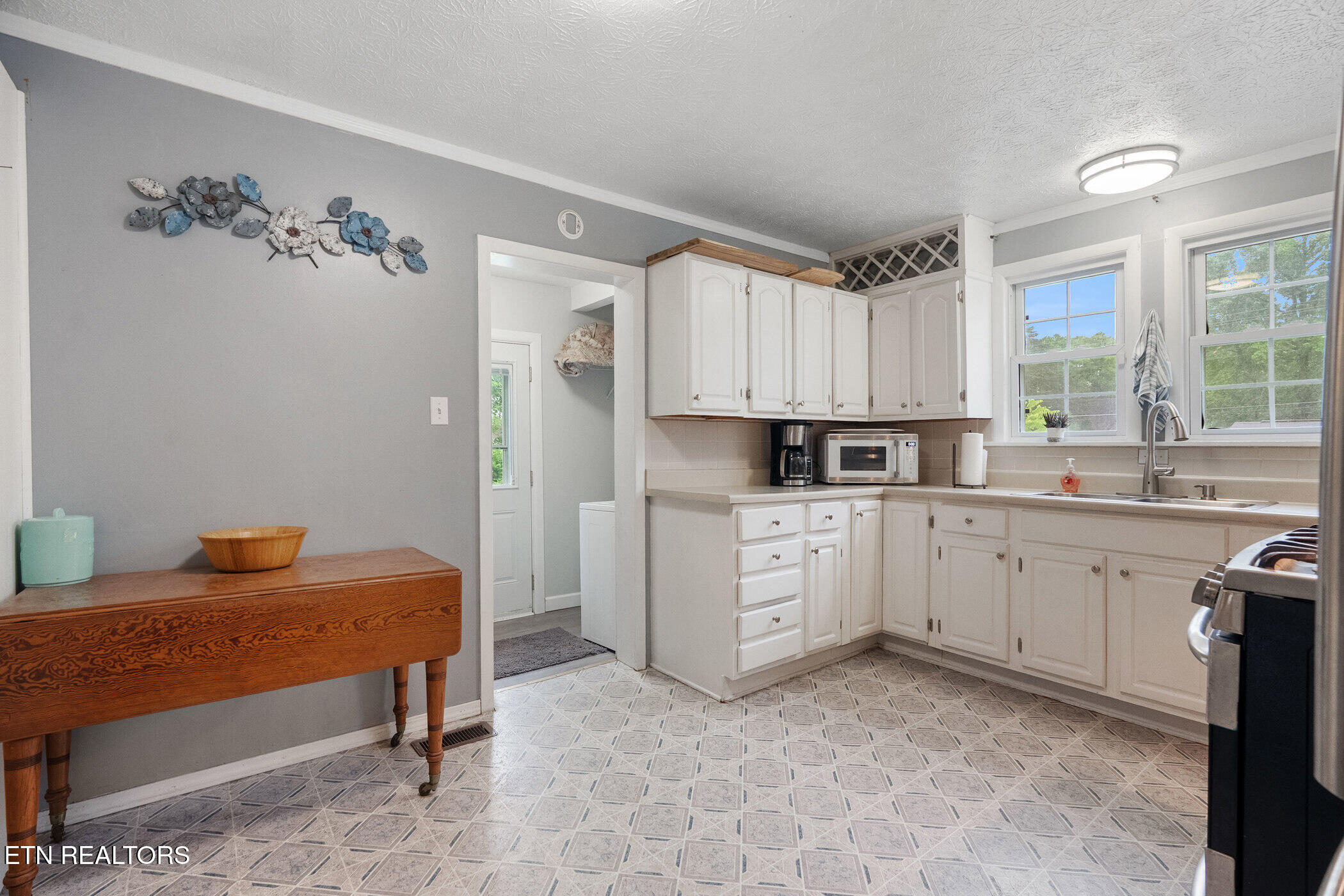 719 Medaris Street Clinton, TN 37716 - Photo 13 of 33 dsc03783