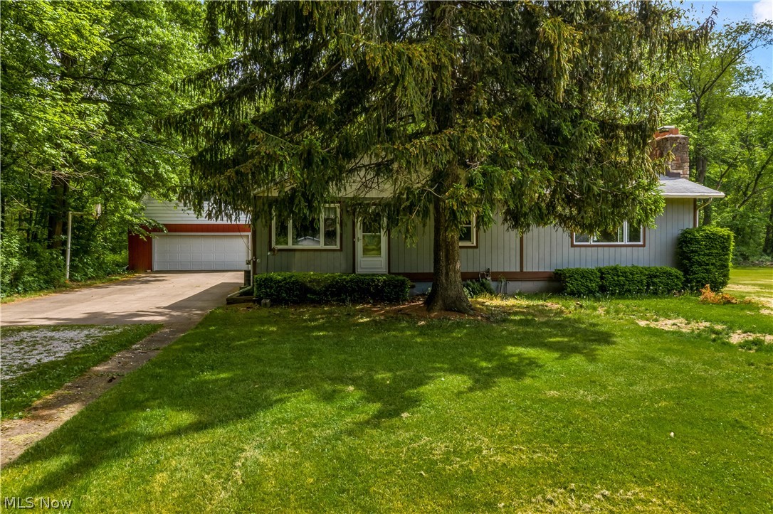 2918 Mayfair Road Akron, OH 44312 - Photo 2 of 34