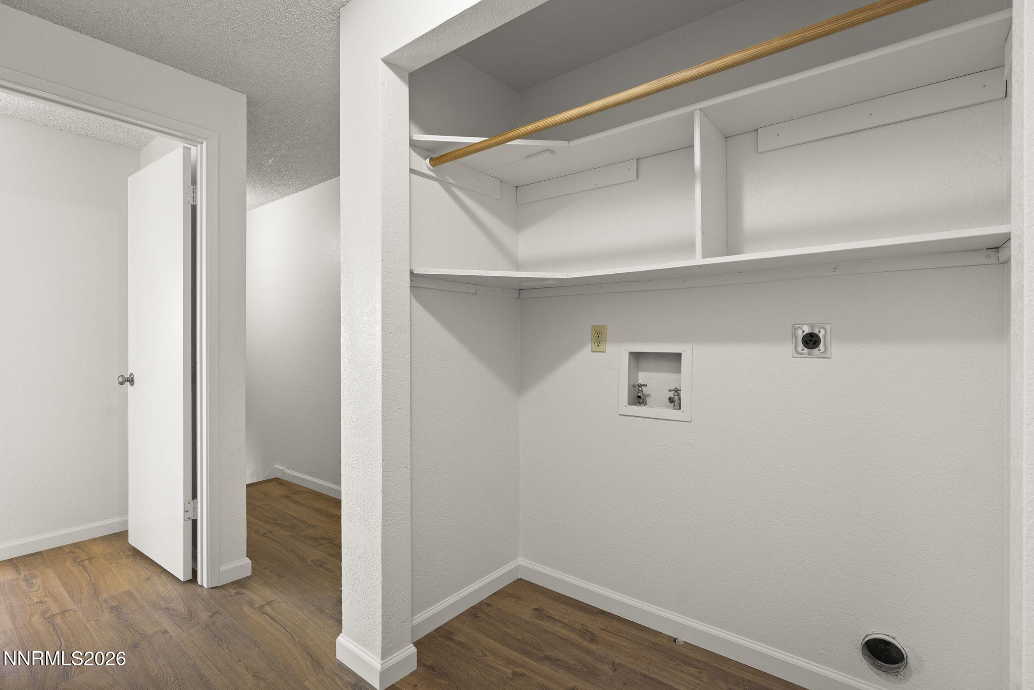 401 Allouette Way, Unit 2 Carson City, NV 89701 - Photo 27 of 29 a view of an empty room