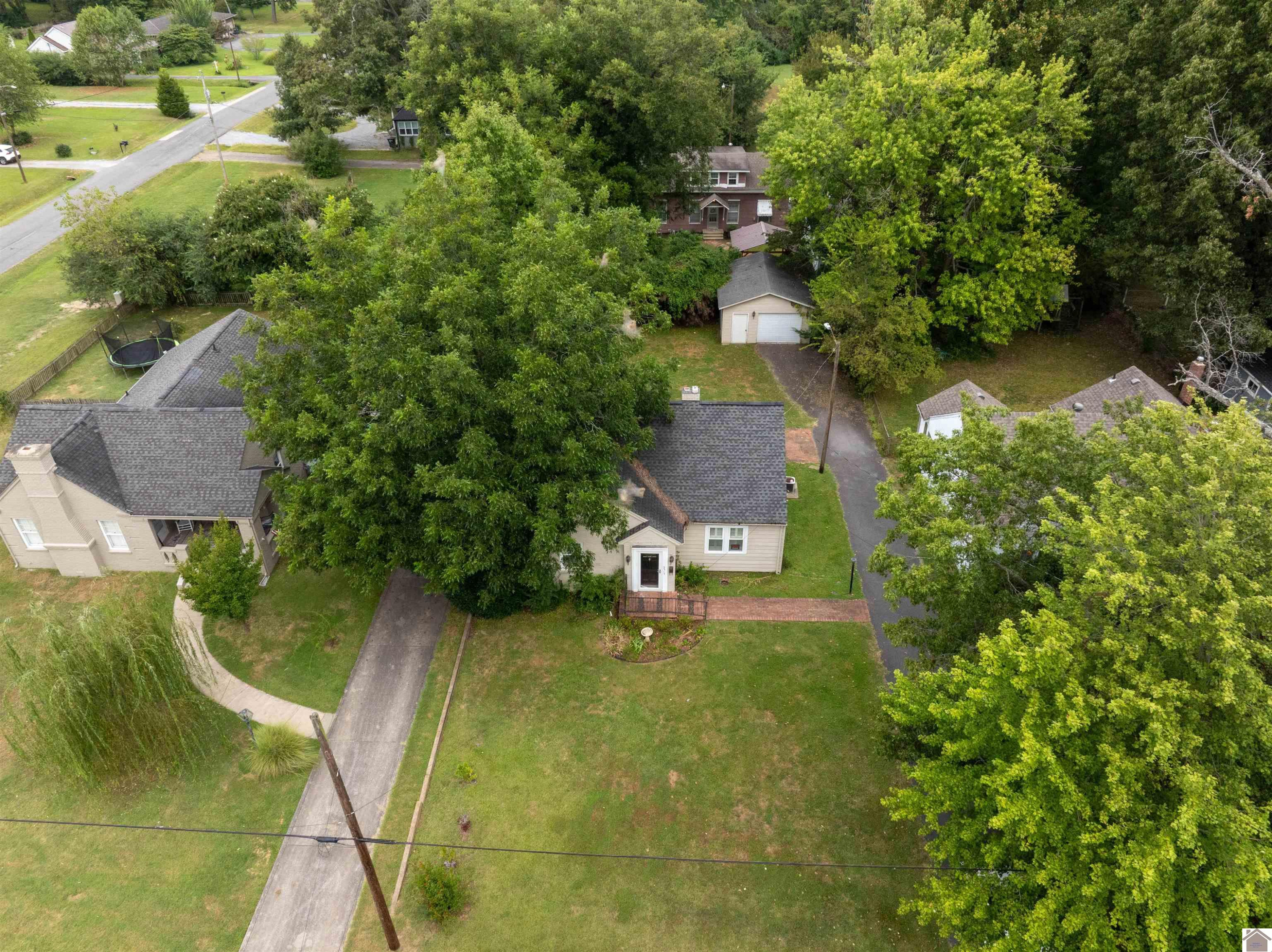 3515 Pines Road Paducah, KY 42001 - Photo 15 of 18 Photo 15