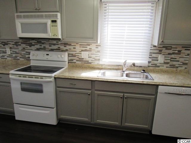 51 Conway Court Murrells Inlet, SC 29576 - Photo 14 of 40