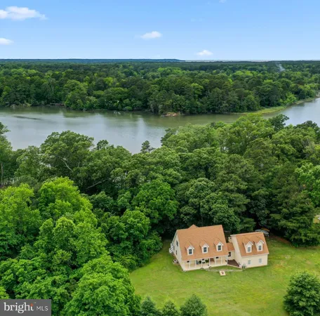 $674,900 | 367 Edgewater Lane, Montross, VA 22520