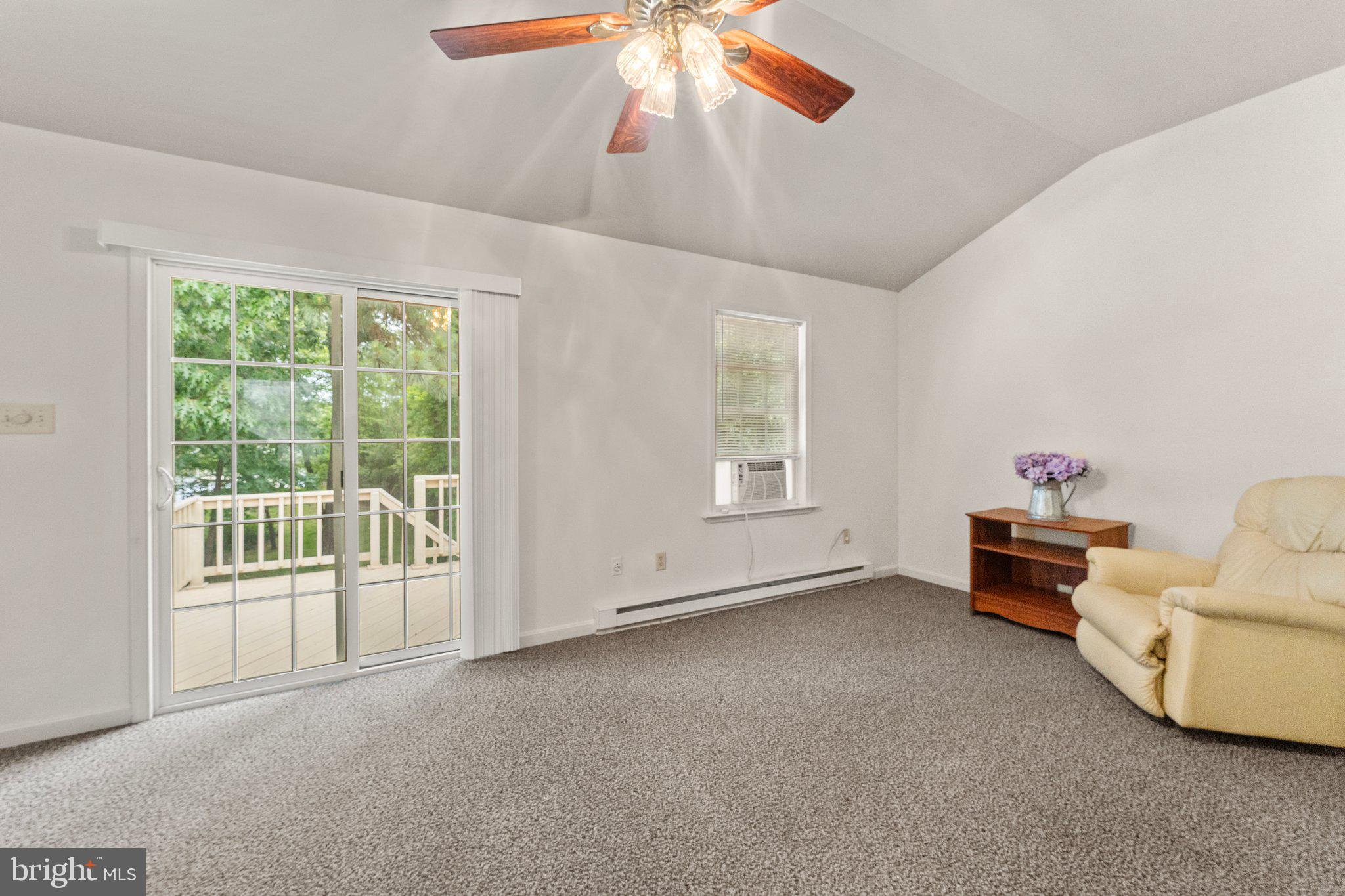 367 Edgewater Lane Montross, VA 22520 - Photo 50 of 64 Apartment living room