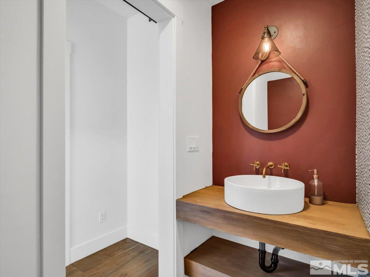 110 Sequoia Drive Stateline, NV 89449 - Photo 8 of 20 Photo 9