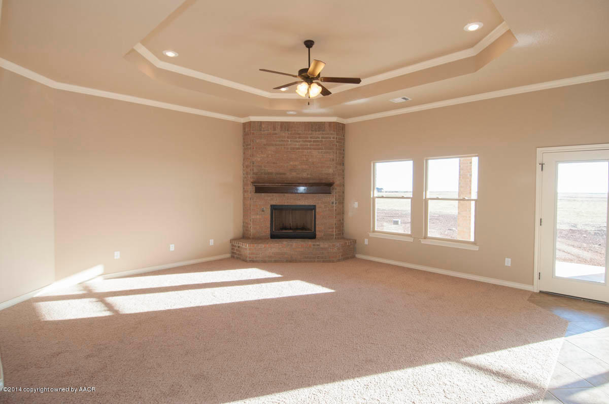 19001 Quail Crossing Road Bushland, TX 79124 - Photo 4 of 34 LIVING VIEW 1