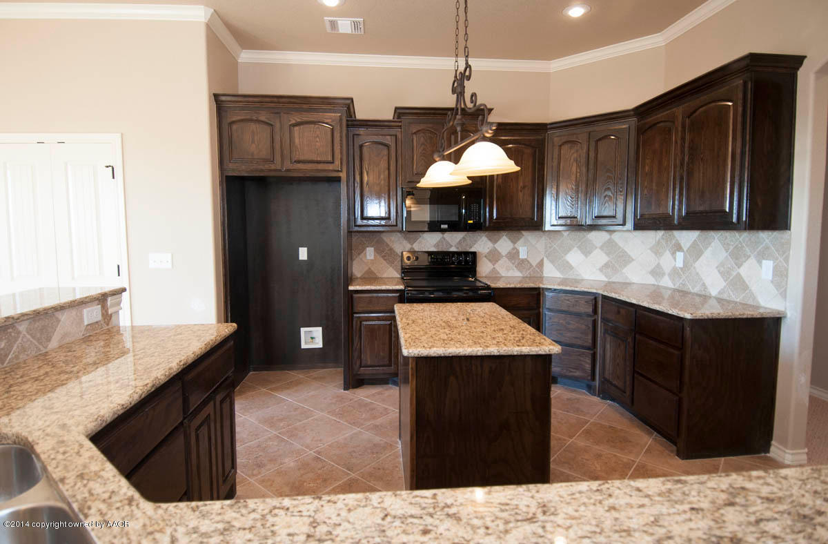 19001 Quail Crossing Road Bushland, TX 79124 - Photo 7 of 34 KITCHEN VIEW 2