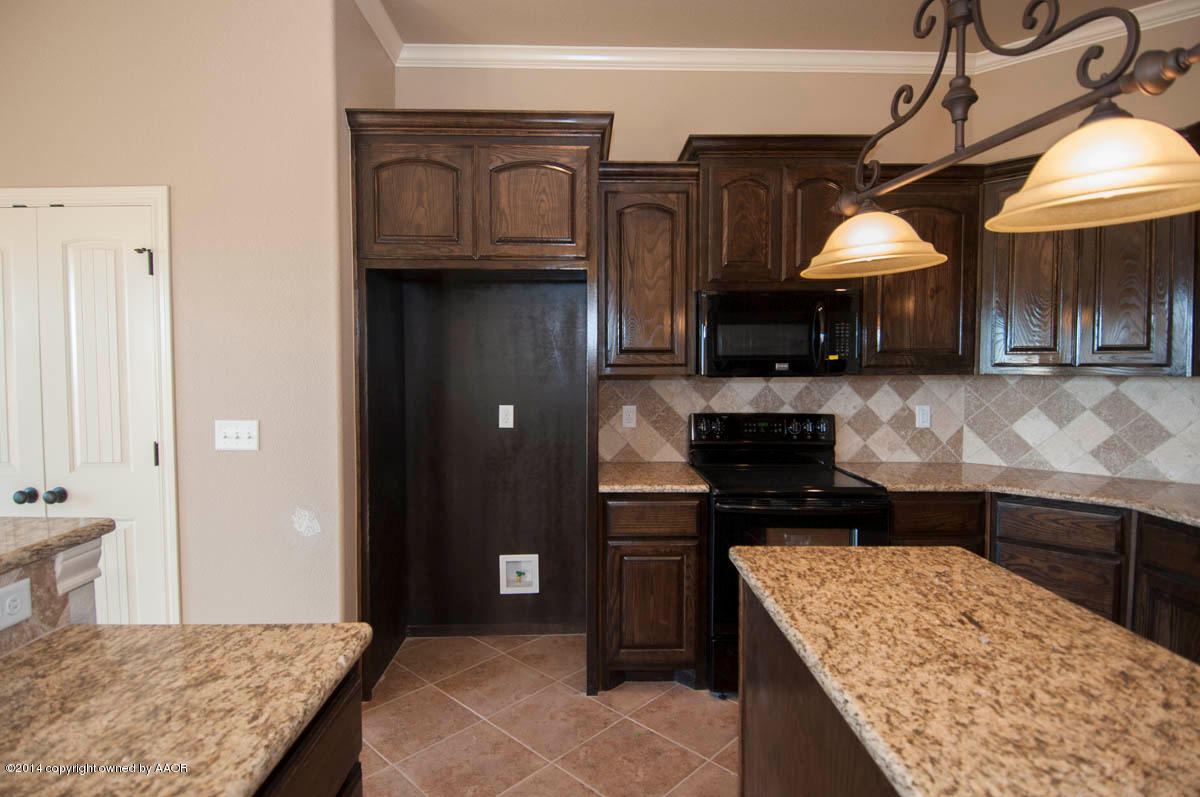 19001 Quail Crossing Road Bushland, TX 79124 - Photo 10 of 34 KITCHEN VIEW 5