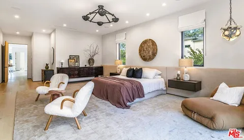 $9,975,000 | 324 South Medio Drive, Los Angeles, CA 90049