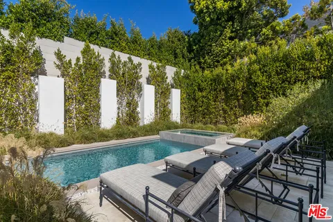 $9,975,000 | 324 South Medio Drive, Los Angeles, CA 90049