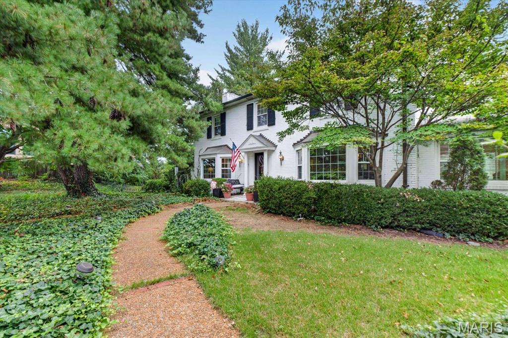 10099 Litzsinger Road Ladue, MO 63124 - Photo 1 of 53 Gallery Image 1