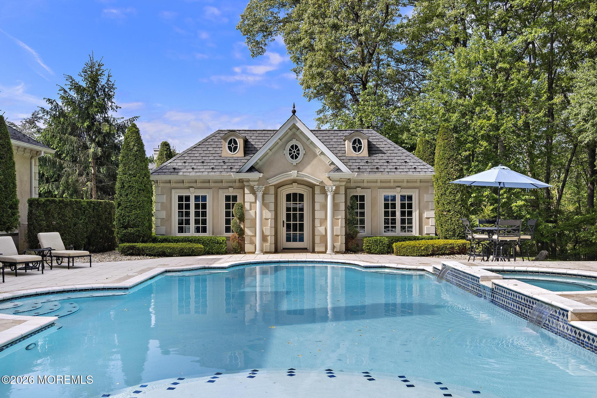 12 Raintree Court Holmdel, NJ 07733 - Photo 23 of 32 12 Raintree Ct (162)