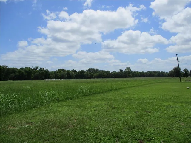 $129,000 | Coco Bed Road, Cloutierville, LA 71416