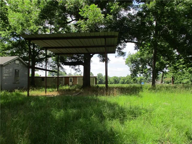 $129,000 | Coco Bed Road, Cloutierville, LA 71416