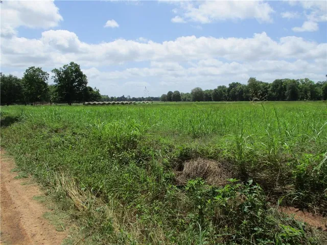 $129,000 | Coco Bed Road, Cloutierville, LA 71416