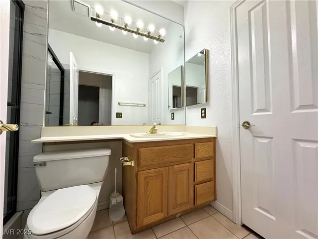 $2,428 | 7913 Waterfalls Avenue, Las Vegas, NV 89128