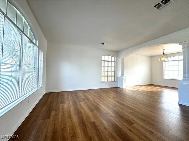 $2,428 | 7913 Waterfalls Avenue, Las Vegas, NV 89128