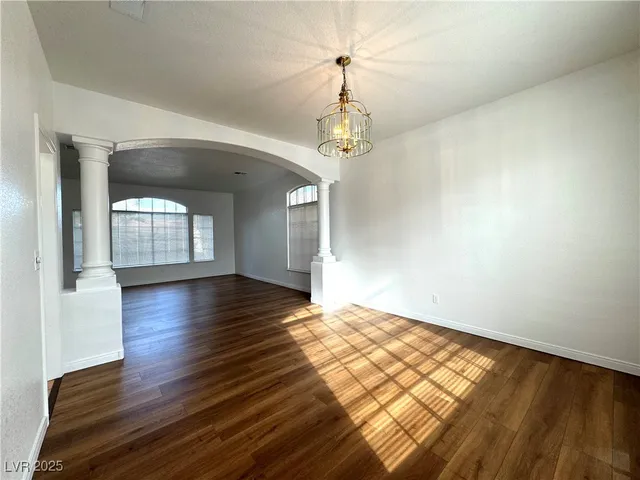 $2,428 | 7913 Waterfalls Avenue, Las Vegas, NV 89128