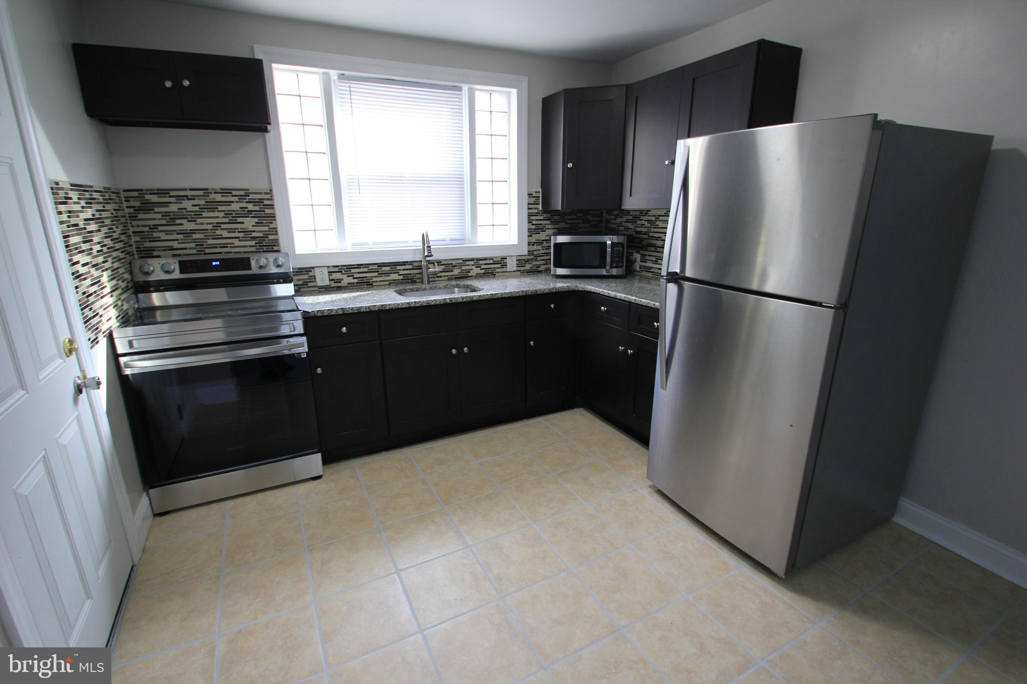 7819 Temple Road Philadelphia, PA 19150 - Photo 3 of 12 Gallery Image 3