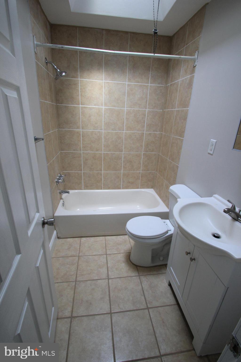 7819 Temple Road Philadelphia, PA 19150 - Photo 9 of 12 Gallery Image 9