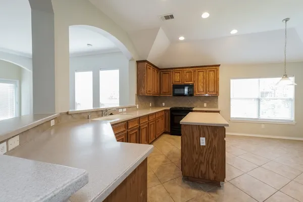 $2,640 | 17223 Verdant Willow Way, Houston, TX 77095