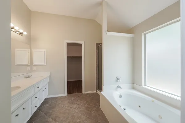 $2,640 | 17223 Verdant Willow Way, Houston, TX 77095