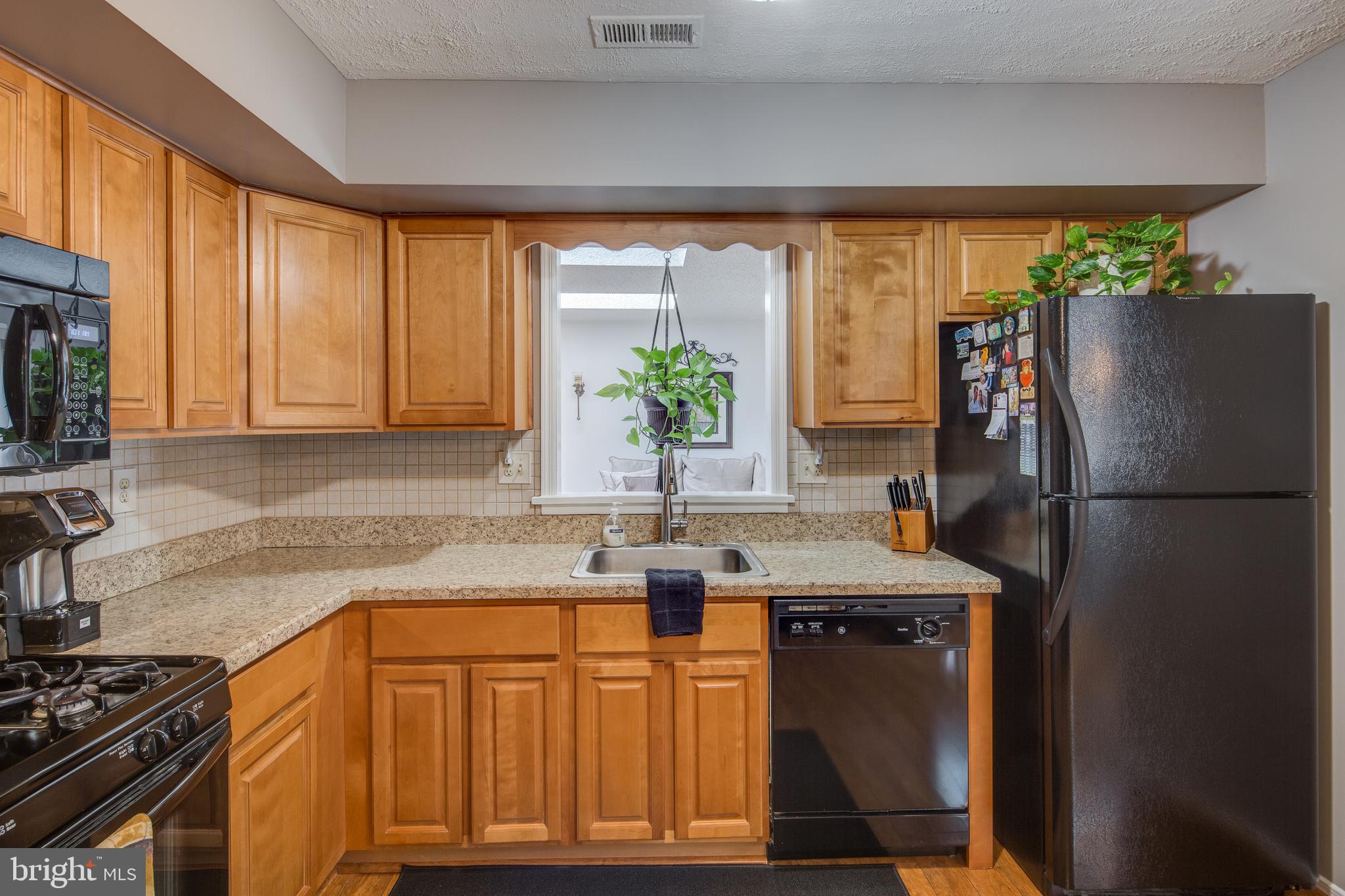 63 Longhurst Road Marlton, NJ 08053 - Photo 7 of 27
