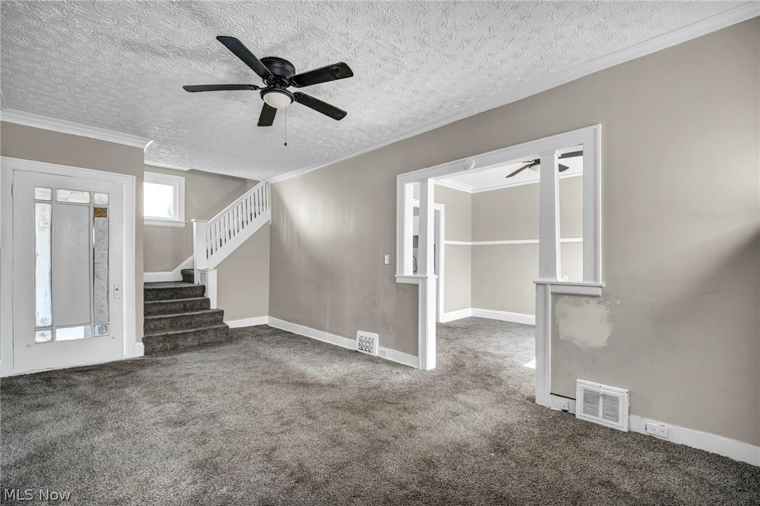 891 Paxton Road Cleveland, OH 44108 - Photo 4 of 49 Gallery Image 4