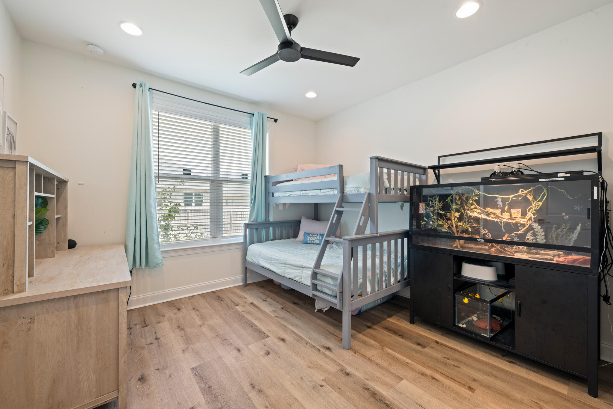 106 Amelia Rae Circle Valparaiso, FL 32580 - Photo 26 of 46 Secondary suite