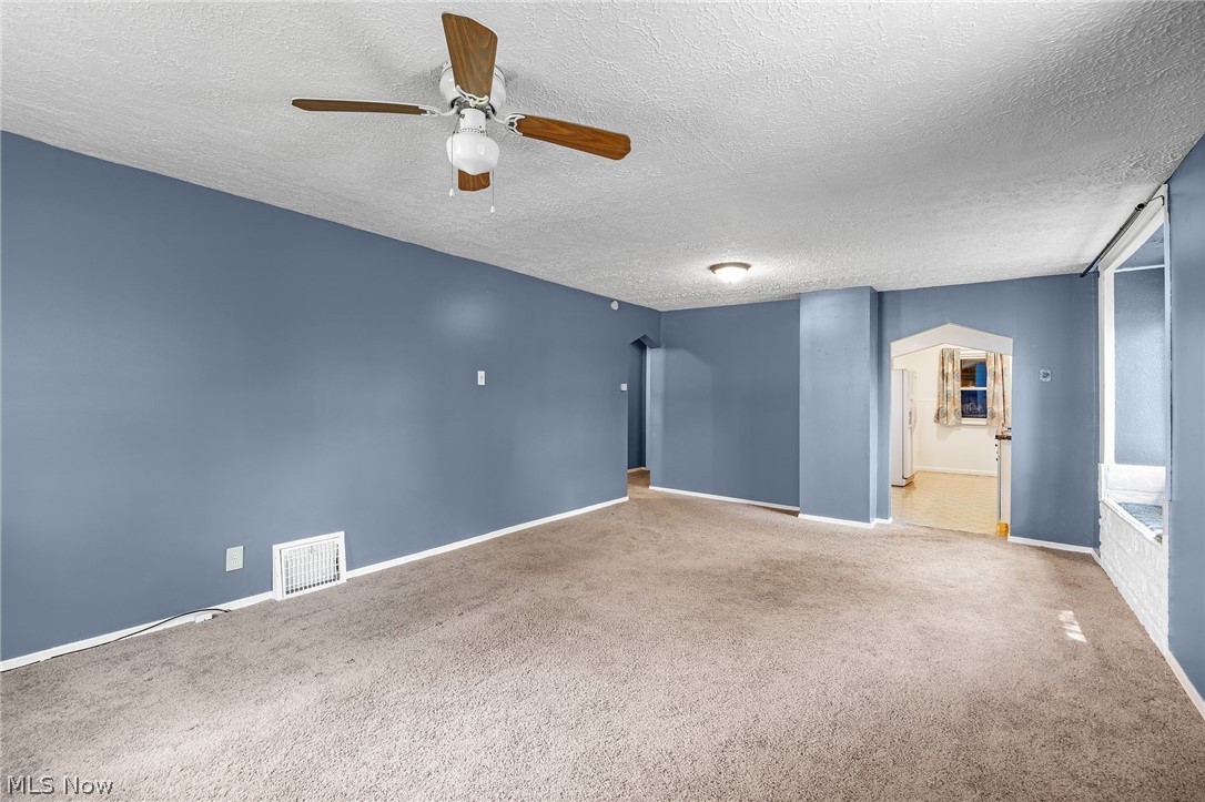 168 Killian Road Akron, OH 44319 - Photo 4 of 25