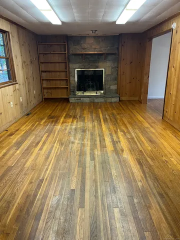 $2,800 | 103 Pequotsepos Road, Stonington, CT 06355