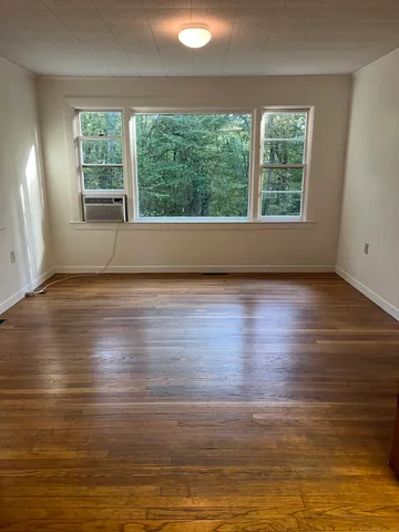 $2,800 | 103 Pequotsepos Road, Stonington, CT 06355