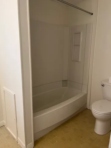 $2,800 | 103 Pequotsepos Road, Stonington, CT 06355