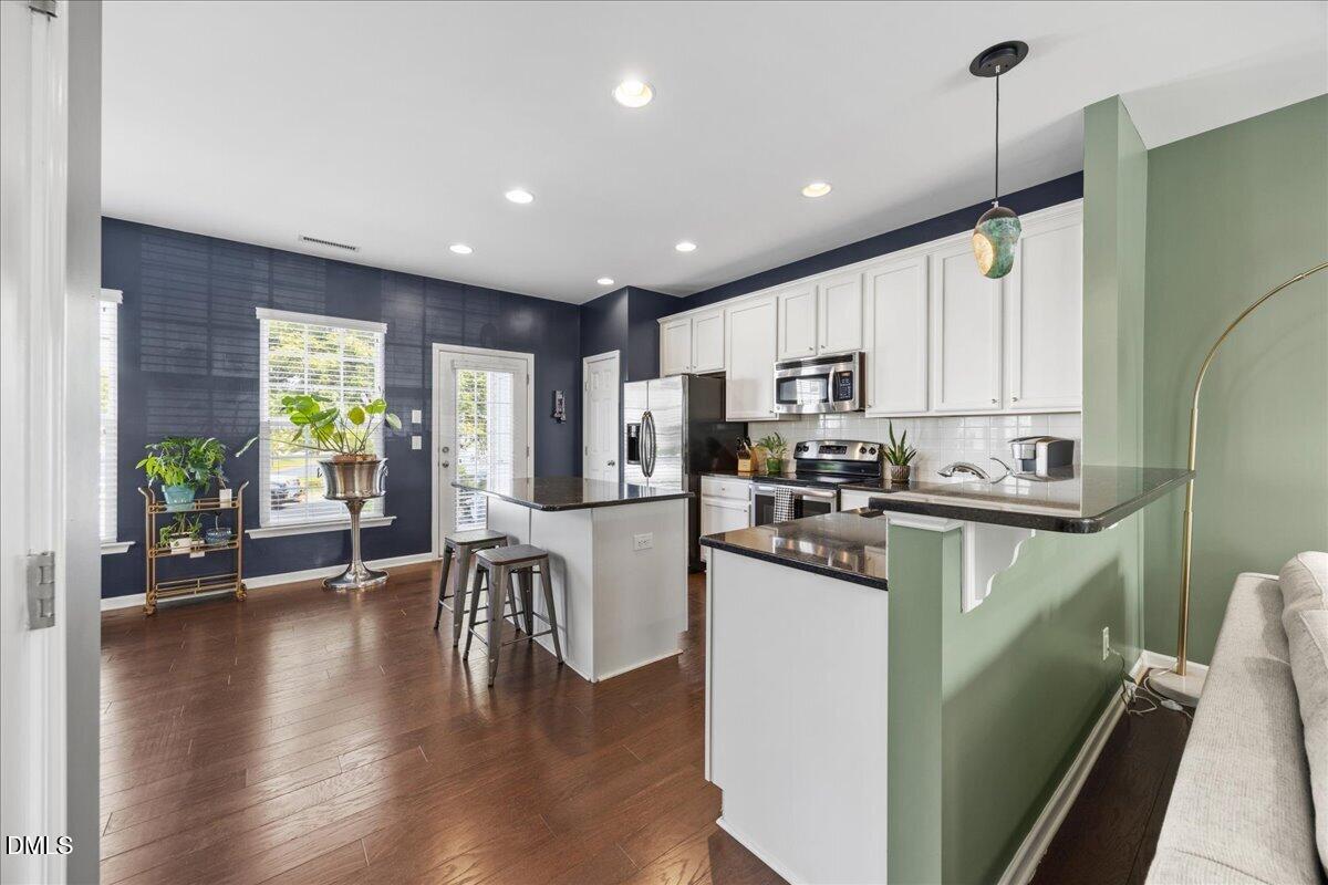 422 Provincial Street Raleigh, NC 27603 - Photo 13 of 45 18-2A1A5319