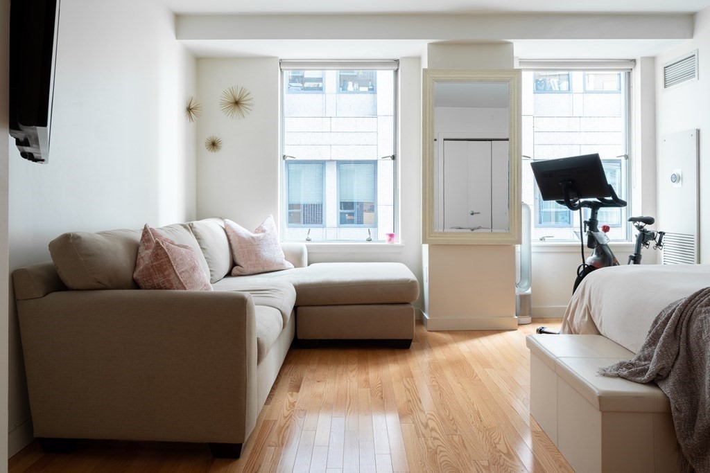 80 Broad Street, Unit 505 Boston, MA 02110 - Photo 3 of 18