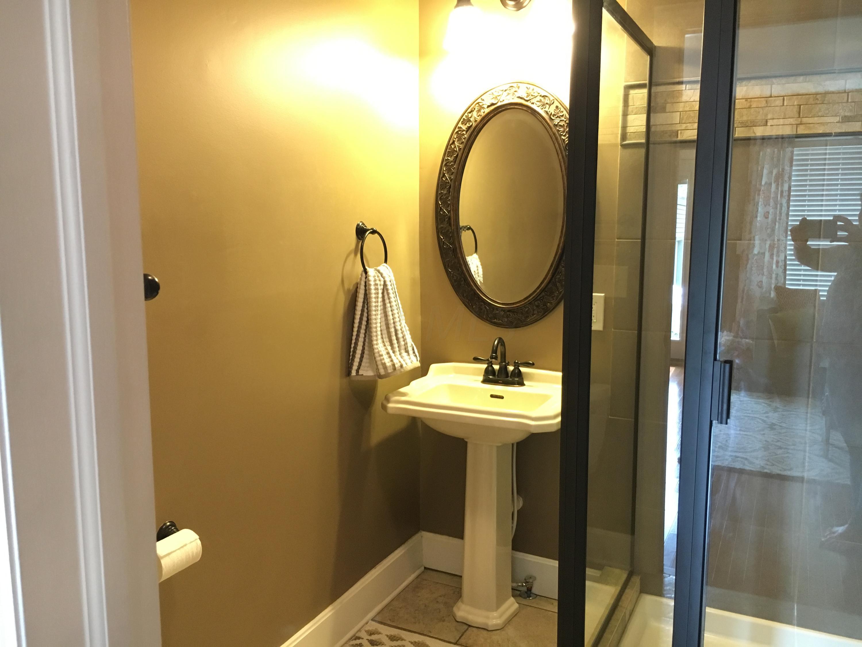 134 South Cassingham Road Columbus, OH 43209 - Photo 12 of 25