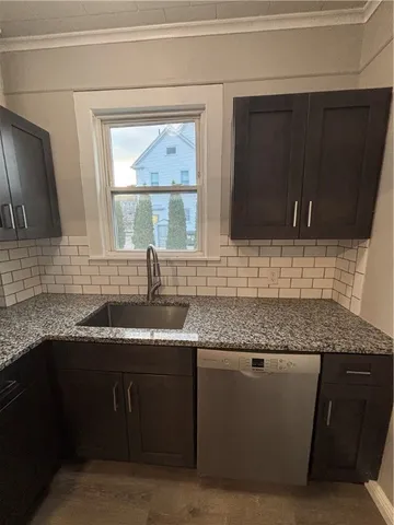 $2,200 | 4 Jay Street, Unit 1, Westerly, RI 02891