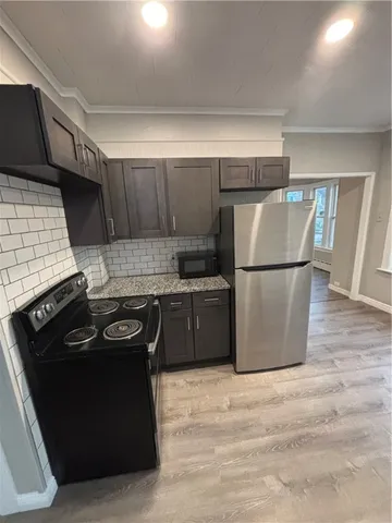 $2,200 | 4 Jay Street, Unit 1, Westerly, RI 02891