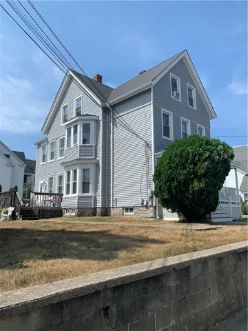$2,200 | 4 Jay Street, Unit 1, Westerly, RI 02891