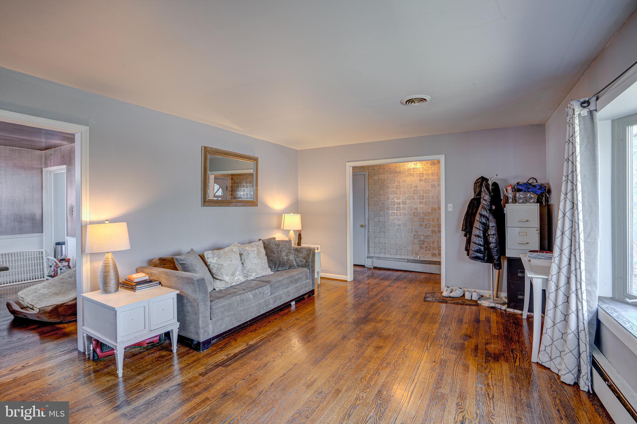 14819 Harold Road Silver Spring, MD 20905 - Photo 7 of 26