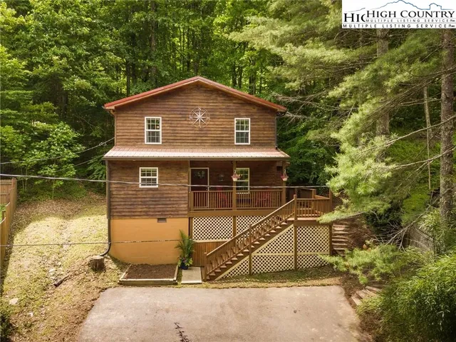 a view of backyard of house